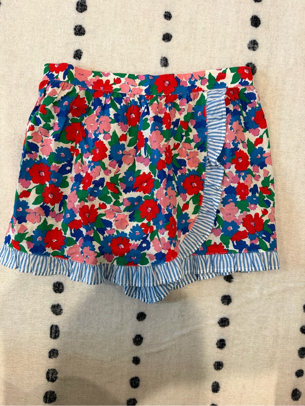 Mini Boden Floral Ruffle Wrap Women’s Shorts - Red, Pink & Blue